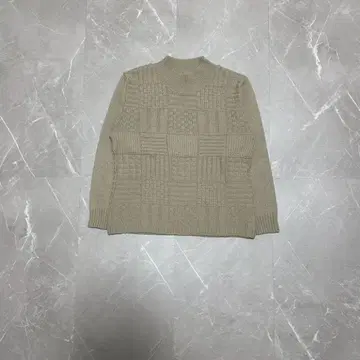 베이지 패턴 편직 긴팔 니트 스웨터