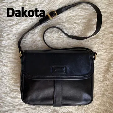 Dakota 블랙 가죽 숄더백