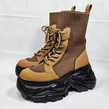 [컨디션 최상] PAGEBOY 레이스업 삭스 부츠 통굽 M 브라운