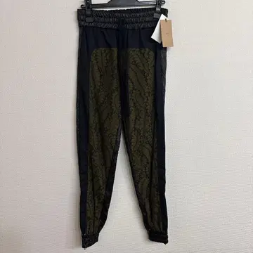 36 누메로 인조 가죽 캐주얼 팬츠