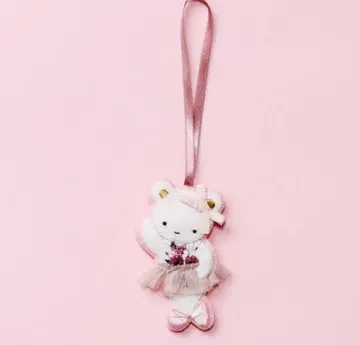 stina familiar 콜라보 참