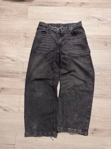 ZARA 다크 그레이 와이드 레그 데님