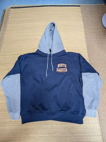 NORTH DAKOTA 후드티