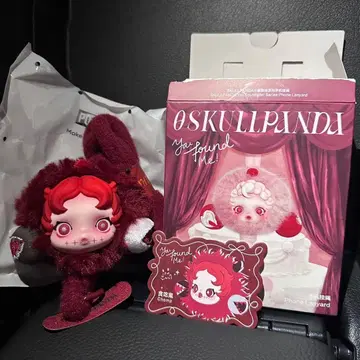 OSKULPANDA 핸드폰 스트랩 sneaky chestnut