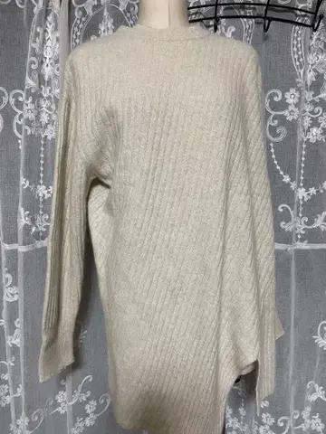 K T. 타카세 쿄코 폭스울 리브 편직 긴팔 스웨터