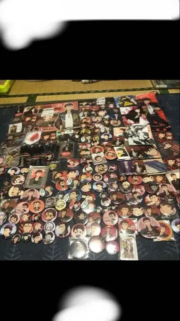 싸움짱 을 세트 판매 미사용이지만 캔뱃지 오래되어 노후화가 있습니다!