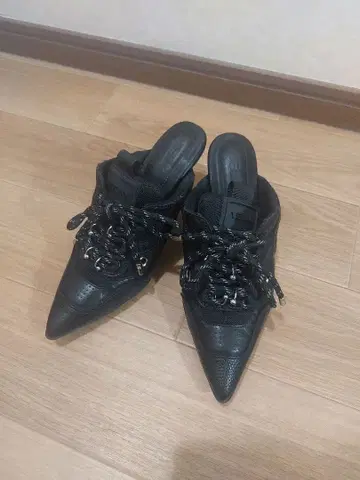 YELLO 오버테이크 스니커즈 뮬스 M 사이즈