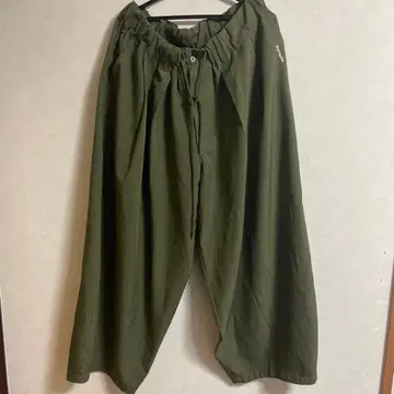 Perushuu 올리브 그린 슬랙스