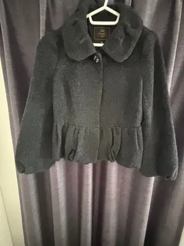 토카 블랙 하프 코트 자켓