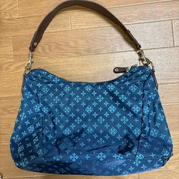 러셋 네이비 무늬 숄더백