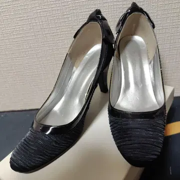 새상품급 MadeinJapan 리본 포함 힐