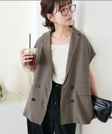 [ WEB 한정판 ] Discort 테크 린넨 프렌치 셔츠 자켓 모카