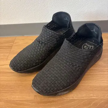 [새상품급] G56 Gomugomu 블랙 슬립온 L 24-24.5cm