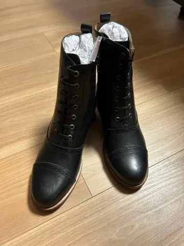 사만사 모스모스 레이스업 부츠