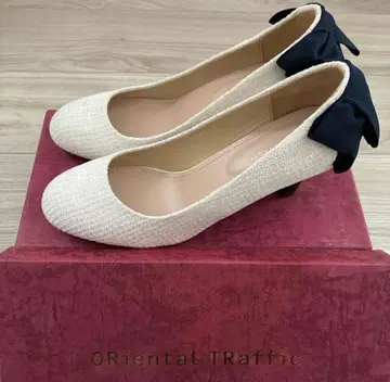 새상품급 ORiental TRaffic 힐 펌프스 25.5cm