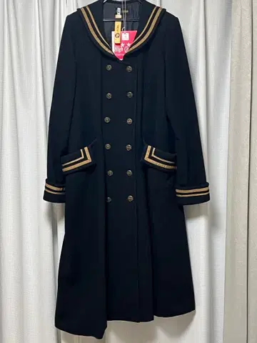 엑센트릭 세일러 코트