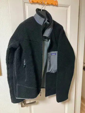 파타고니아 클래식 레트로X 자켓 블랙