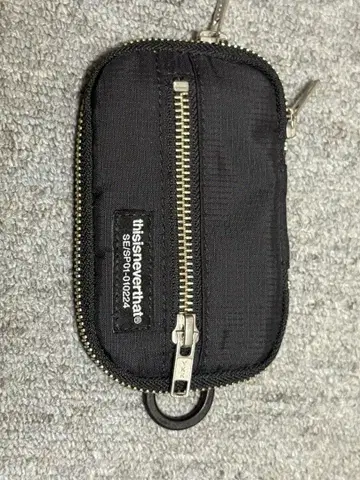 thisisneverthat 블랙 코인 케이스