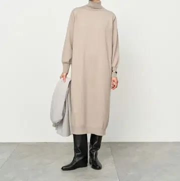 소에쥬(soeju) 울 혼방 니트 원피스