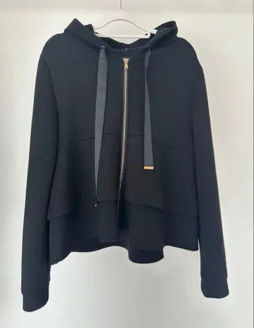 벌스데이 바쉬 프릴 후드티