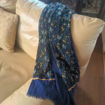 티에두르 내몽골산 알바카 캐시미어 100% 포근한 에어리 스톨