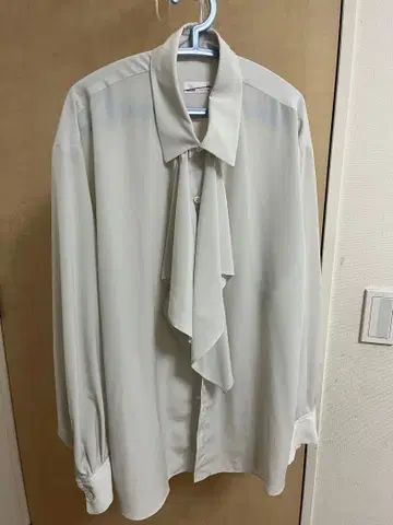 lad musician 프릴 셔츠