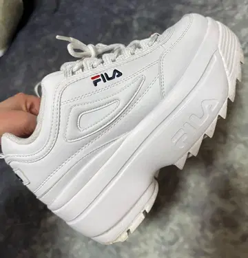 휠라 스니커즈 24.0cm