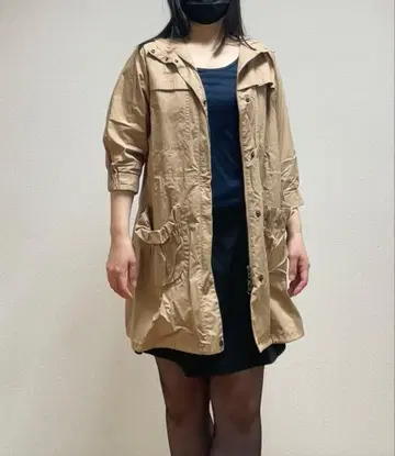 Noble 후드 부착 스프링 코트