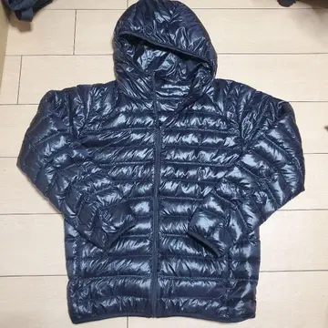 UNIQLO 후드 부착 다운 자켓 S 블랙 울트라 라이트 다운