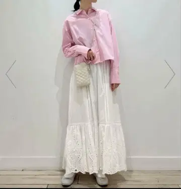 ROSSO 로데스코 화이트 퀼팅 스마트폰 숄더백