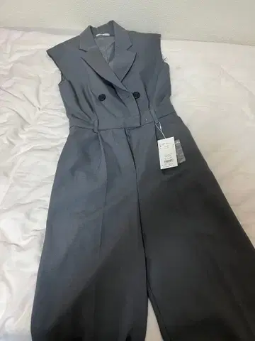 MURUA 테일러드 슬리브리스 올인원