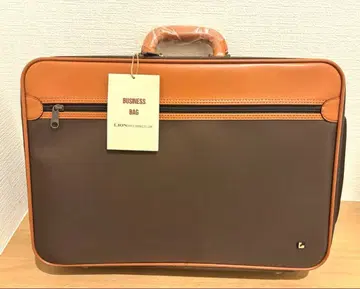 미사용 새상품 아타셰 케이스 가방 비즈니스 백 브라운 브라운