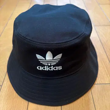 아디다스 오리지널 버킷햇 모자 트레포일 새상품 택 포함 XL