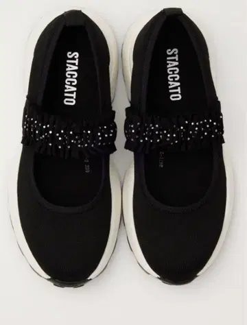 STACCATO 스태커토 블랙 스니커즈 프릴 스와로