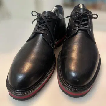 블랙 드레스 슈즈 블랙 레드 밑창