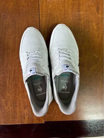 르꼬끄 스포르티브 스니커즈 화이트