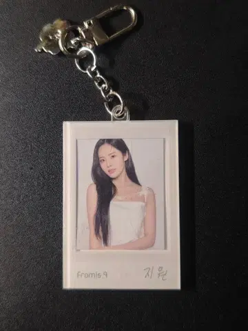 프로미스나인 FROM SUMMER 지우 아크릴 키링