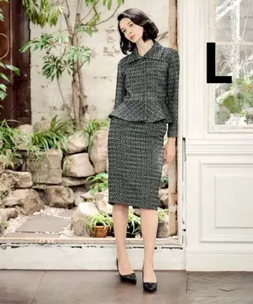 새상품급 JENNE 제뉴 트위드 타이트 스커트