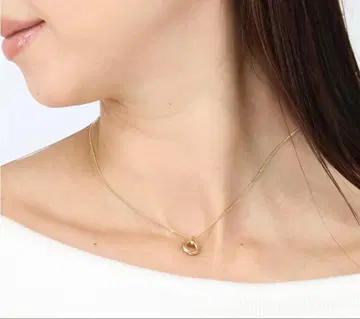 페라가모 목걸이