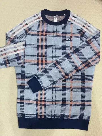 adidas 체크 무늬 긴팔 스웨터 M 사이즈