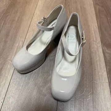 키다리 아저씨 스트랩 하이힐