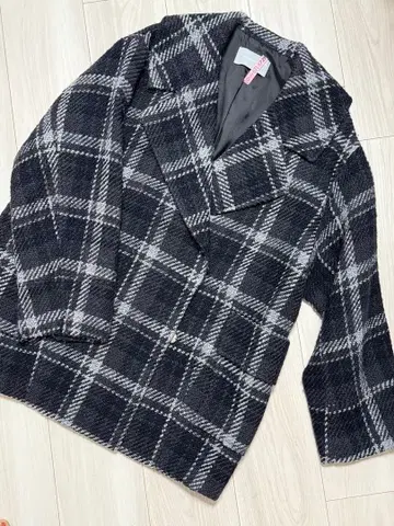 체크 무늬 더블 브레스트 자켓