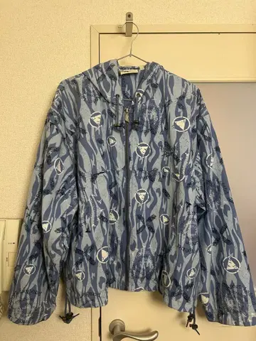 Reebok 후드 부착 자켓 블루 계열