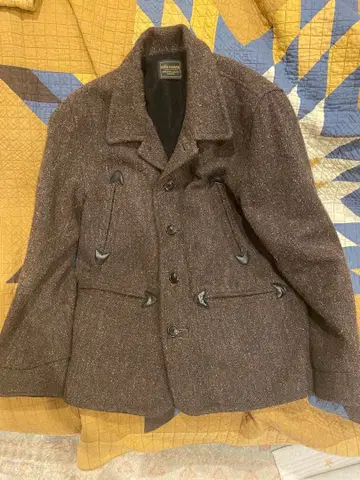 바이글래드핸드 코트