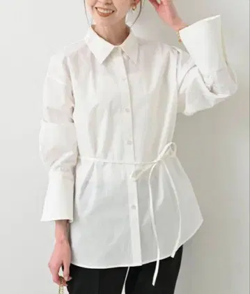 슬로브 이에나 벨티드 셔츠