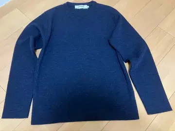 네이비 크루넥 긴팔 스웨터