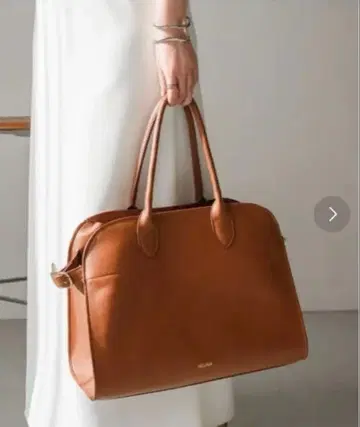 브라운 가죽 토트백 NEUNA