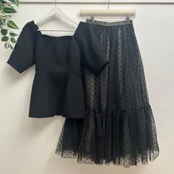 Ameri CONSTRICTED TOP DOTTULLE SET DRESS