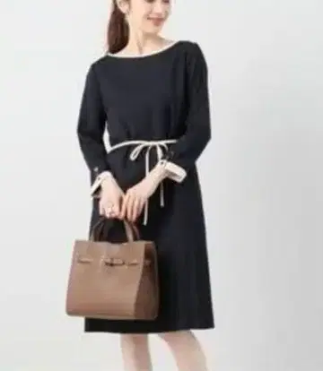 [ La TOTALITE ] 라토타리테 라이트 더블 크로스 원피스 M