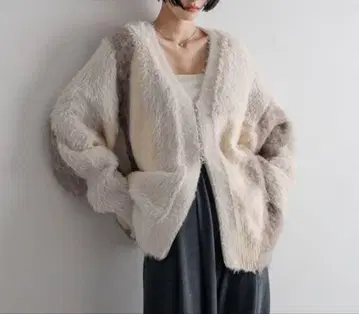 샤기 ZIP 가디건 롱 슬리브 미사용 새상품 이번 시즌 신상